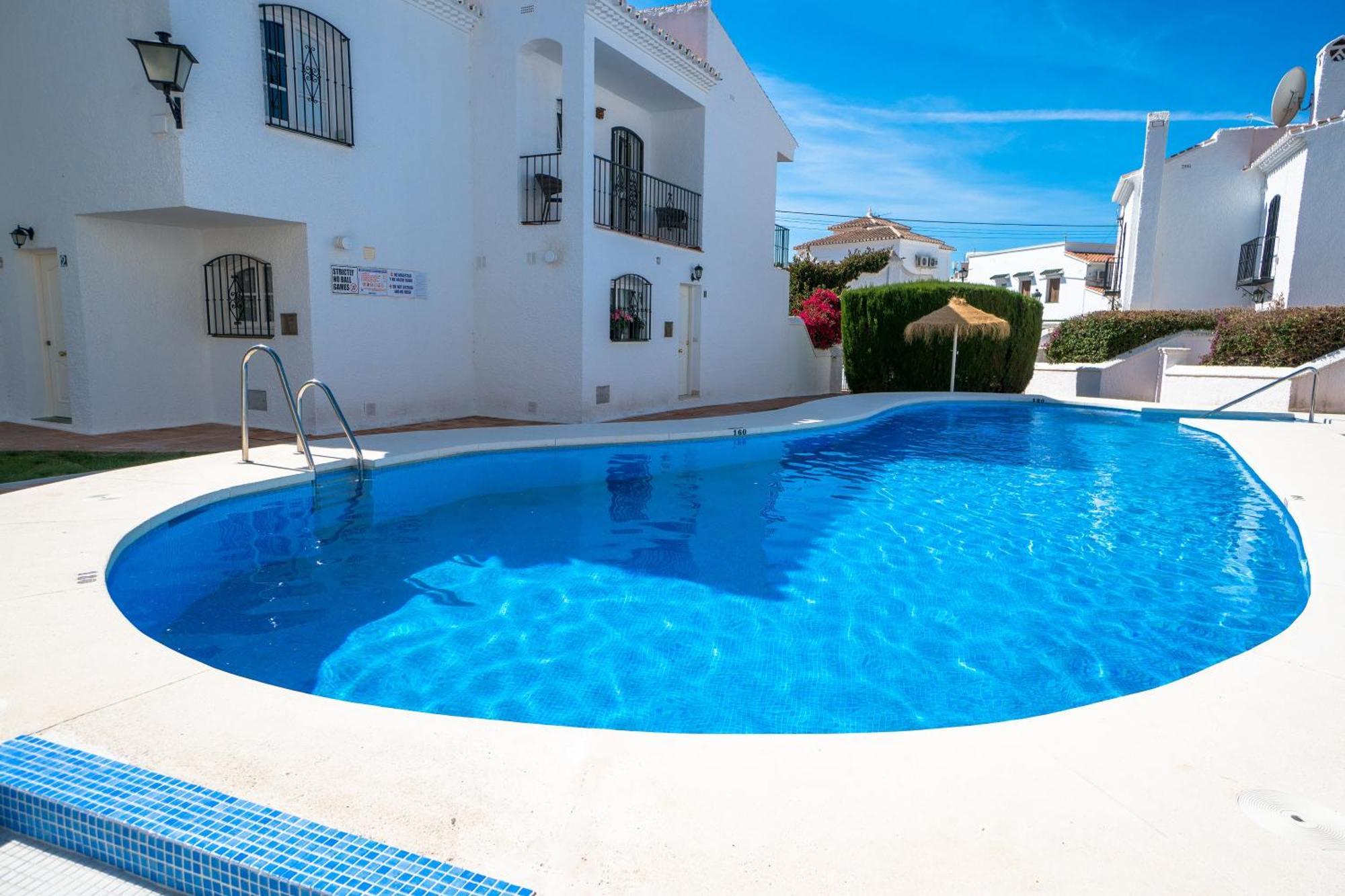 Villa Pinos 20 Menyber Nerja Exterior foto